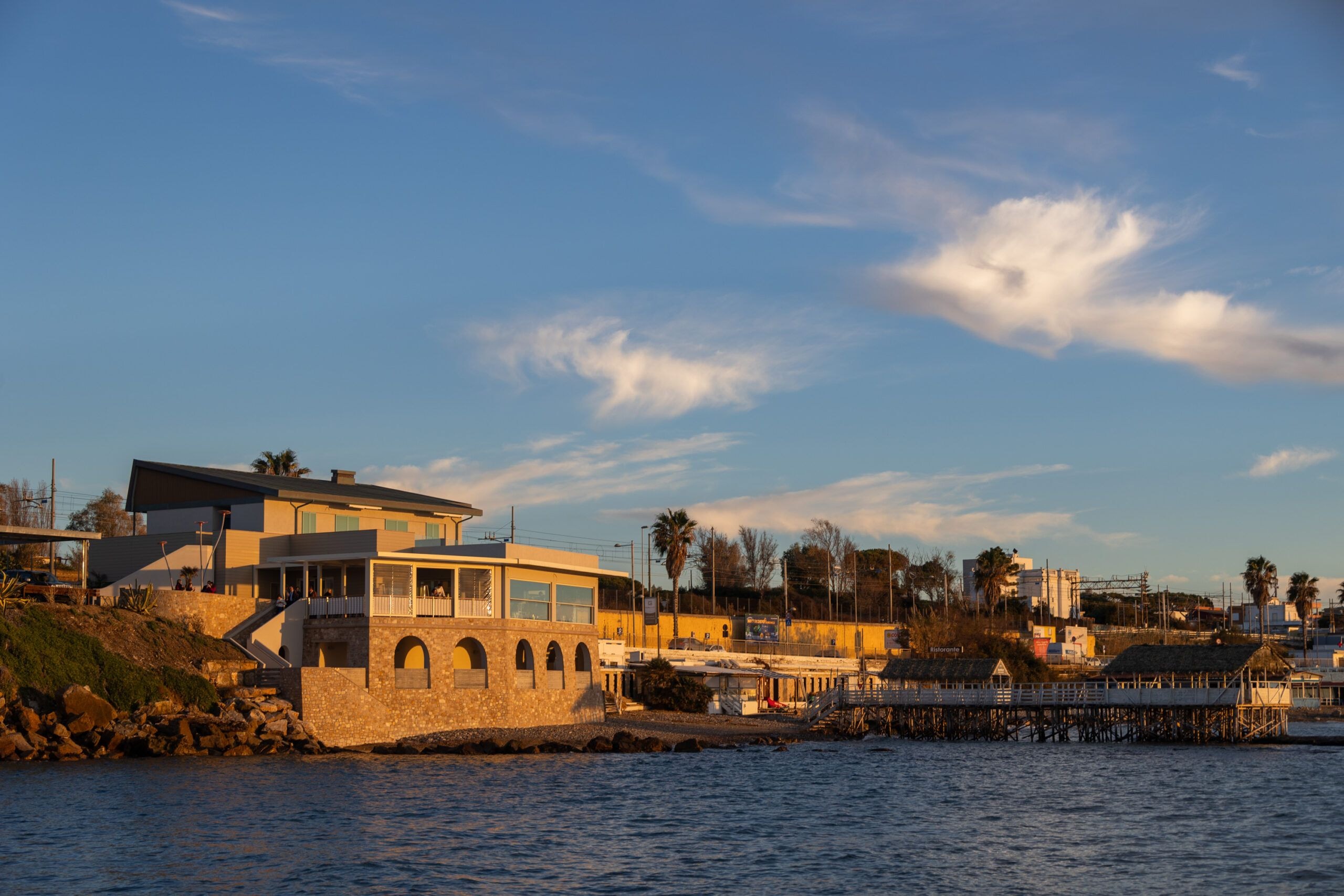 Struttura al tramonto - B&B vista mare Civitavecchia